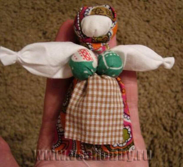готовая куколка оберег из ткани своими руками