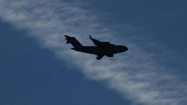 The Times: США перебросили в Великобританию военные самолеты и вертолеты