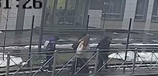 "Здесь мы главные": Братья Мохаммеды побили русского одноклассника, но наказания не последовало, ходят в школу и хвастаются своими подвигами