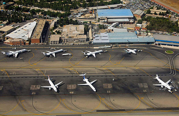 Иран открыл воздушное пространство