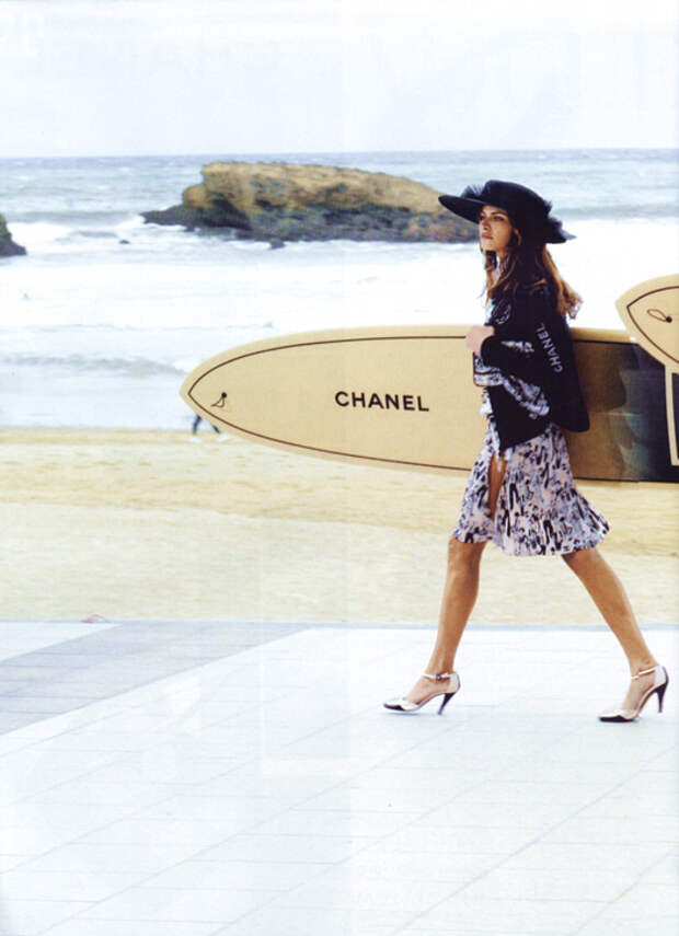 Chanel весна-лето 2003
