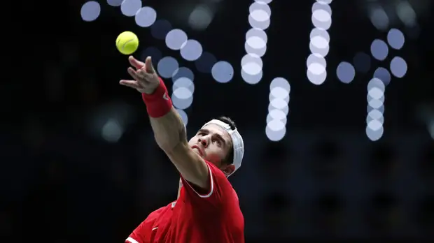 Хачанов проиграл Шаповалову в полуфинале Кубка Дэвиса с Канадой