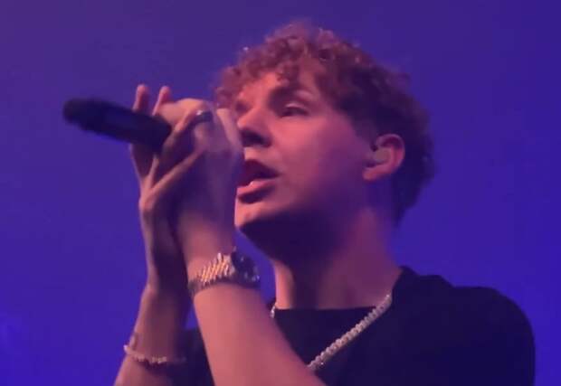 «Проходной двор, а не страна»: живущий в Европе рэпер-латыш Маркул получил паспорт России после критики СВО