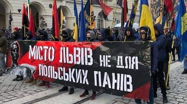 Отсоединение Закарпатья и вхождение в Венгрию: швы украинских границ трещат все сильнее