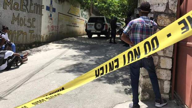 На Гаити задержали еще троих подозреваемых в убийстве президента