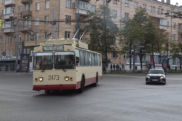 "Как ехать на работу": челябинцев возмутили ограничения на Свердловском проспекте