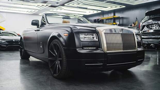 Фитнес-инструктор из Петербурга заявила о краже миллиона, отданного за тюнинг Rolls-Royce