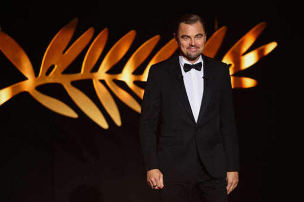 «Вы смогли достичь всего этого до того, как вашей девушке исполнилось 30 лет»: Леонардо Ди Каприо высмеяли на «Золотом глобусе»