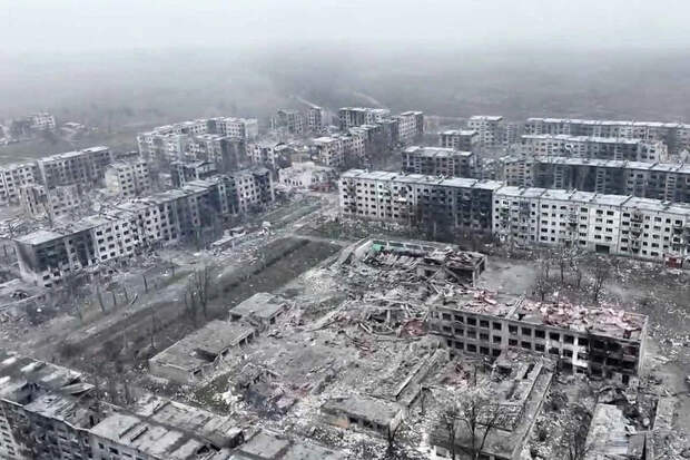 «Подвальные битвы» и «штурмы в туманах»: Как российские войска брали Димитров и чем он нам важен