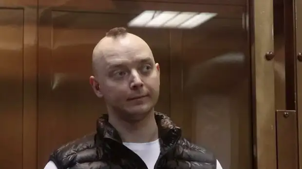 В ОНК рассказали об условиях содержания Ивана Сафронова в новой камере СИЗО