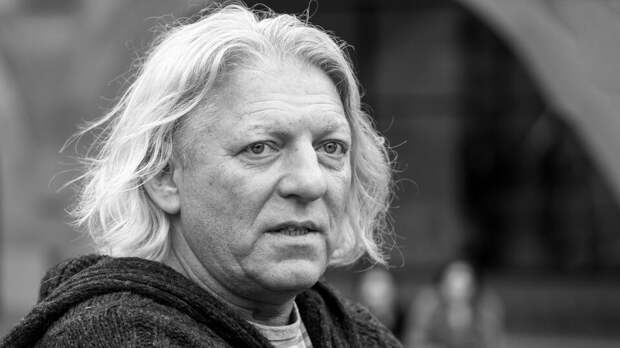 Умер режиссер Александр Олейников