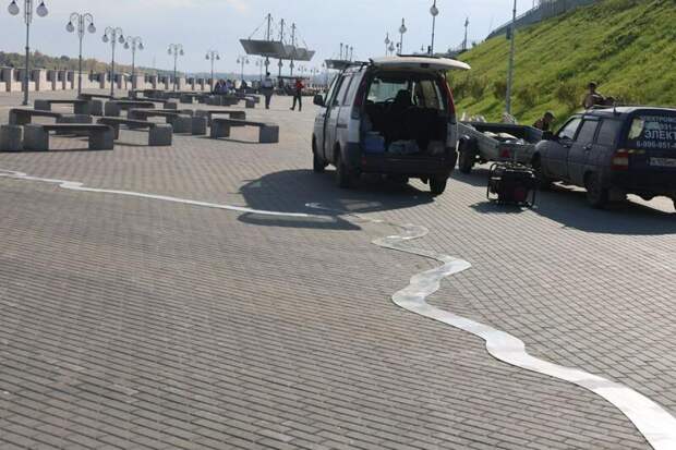 Начался монтаж арт-объекта 