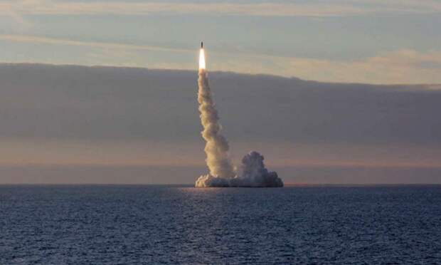 Ракетные пуски подводных ракетоносцев, Россия. Источник изображения: 