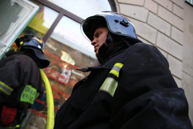 Пожарную охрану и полицию вызвал свидетель / Фото: Артур Новосильцев, архив газеты «Звездный бульвар»