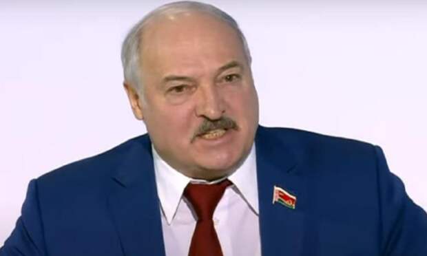 Лукашенко: Беларусь не Россия, власть здесь на колени перед бизнесом не встанет