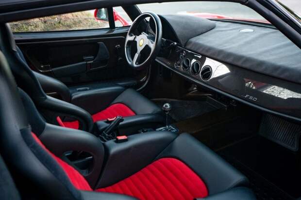 Самый первый прототип Ferrari F50 Berlinetta продадут с аукциона в Скоттсдейле