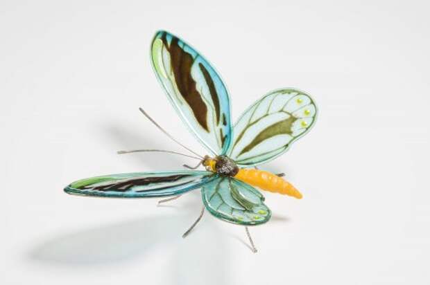 Стеклянные бабочки Лауры Харт