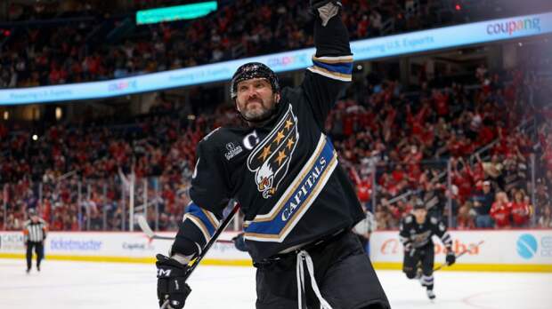 Овечкин безумно хорош — он вколачивает голы без остановки! Теперь Ови казнил клуб своего бывшего тренера