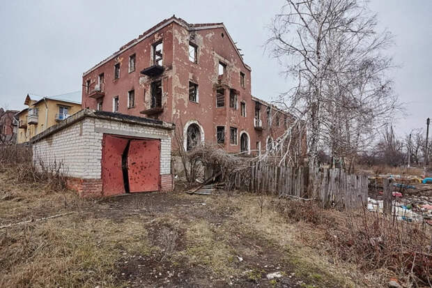 В Славянске закрыли все школы и отменили массовые мероприятия