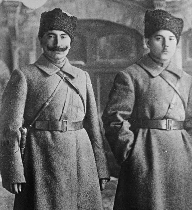 За что большевики расстреляли отца советской кавалерии