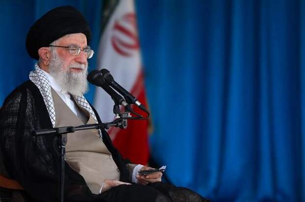 NYT: Хаменеи распорядился разработать план действий на случай его смерти