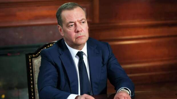 Медведев призвал «Единую Россию» не давать гражданам неисполнимых обещаний