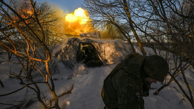 Расчеты гаубиц М-46 поразили технику ВСУ. Лучшее видео из зоны СВО