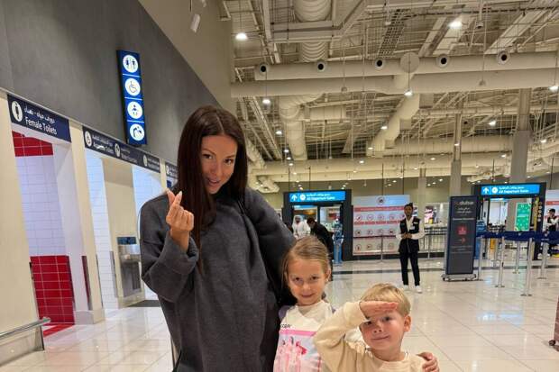 Певица Нюша рассказала, что улетела с детьми из Дубая в Москву