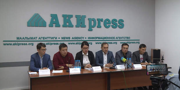 Движение «Надежда» в Кыргызстане выступает против переноса парламентских выборов