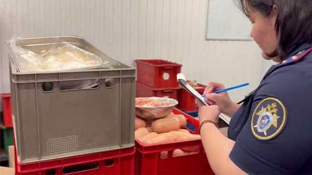 Число пострадавших при отравлении едой в Улан-Удэ возросло до 121