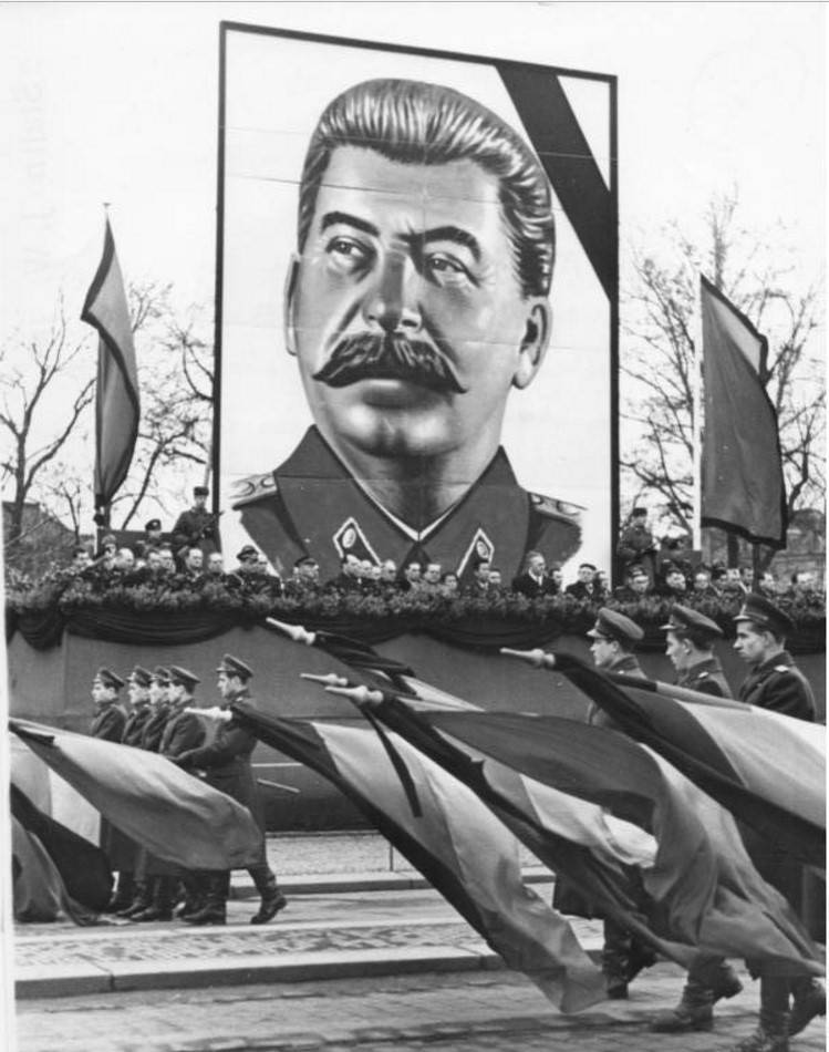 Особое приглашение на похороны Сталина