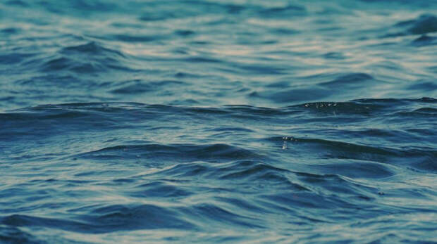 Собственник затонувшего в Чёрном море плавучего крана заплатит 114,7 млн рублей штрафа за загрязнение акватории