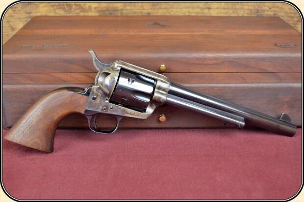 Револьвер Colt Peacemaker образца 1873 года./Фото: riverjunction.com