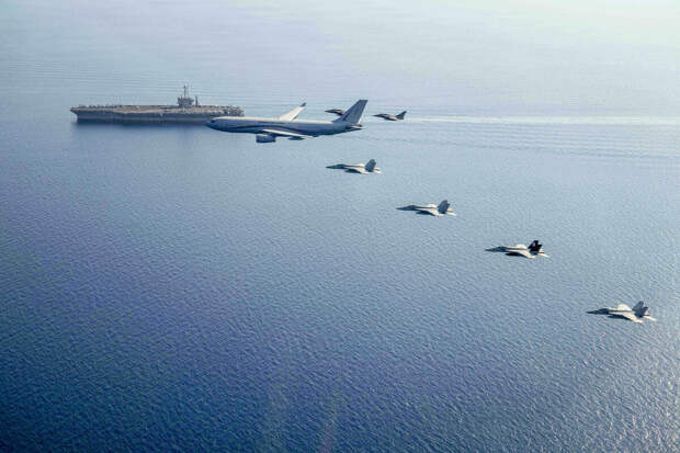 ФОТО: PETTY OFFICER 1ST CLASS JUSTIN W/KEYSTONE PRESS AGENCY/GLOBALLOOKPRESS