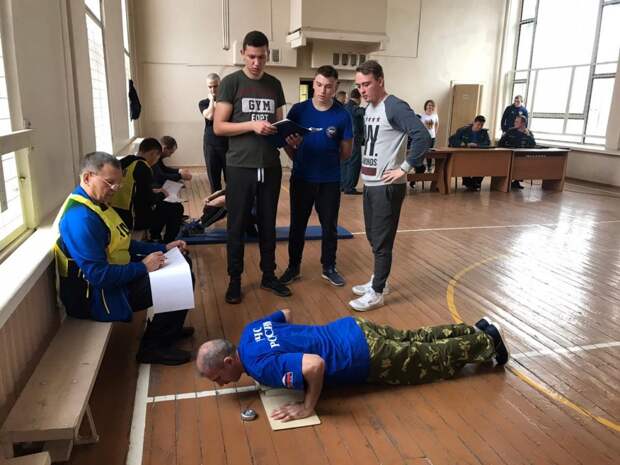 Личный состав Управления МЧС по СЗАО сдал спортивные нормативы