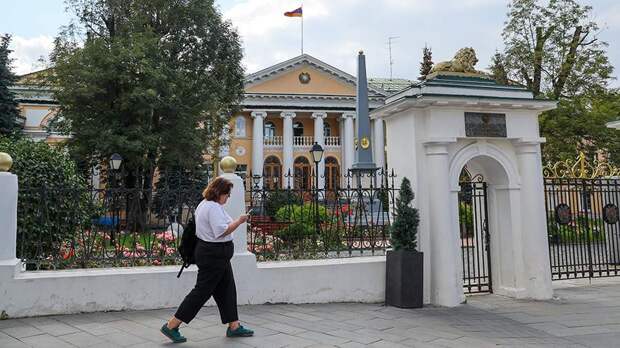 МИД России направил ноту протеста Армении после визита посла в Бучу