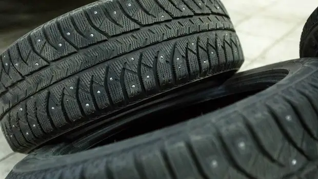 Автоэксперт пояснил, когда можно менять зимнюю резину на летнюю