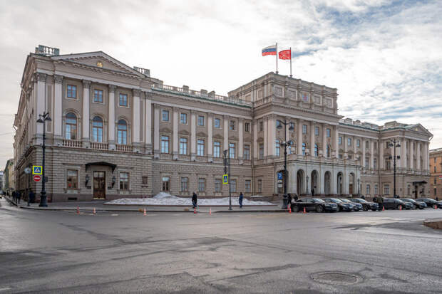 Сергей Шойгу поддержал предложение присвоить Ленинградскому полку почетное звание «гвардейский»