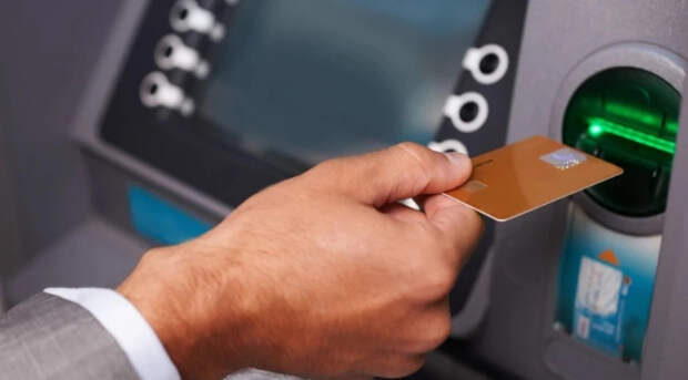 Карты Visa и Mastercard в России следует заменить из-за уязвимости для мошенников