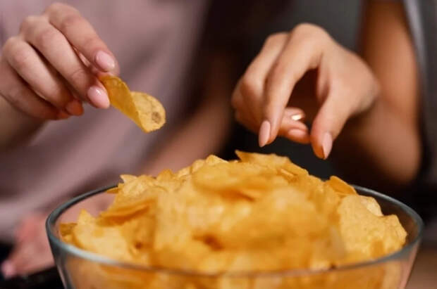 Тренер Брабечан перечислил продукты, которые вызывают отеки