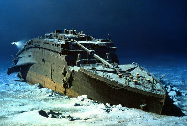 Титаник на дне Атлантического океана.