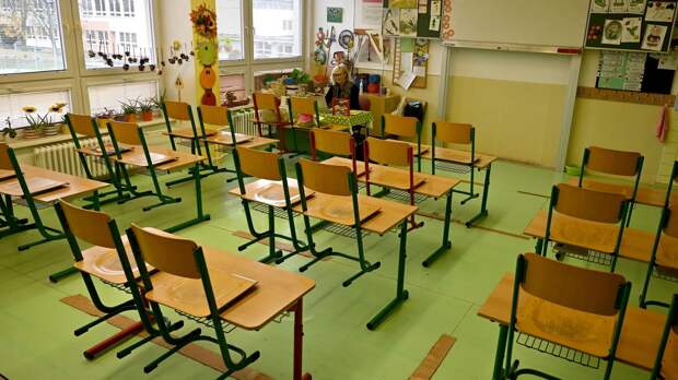 Военный аналитик сообщил, что Украина планирует взрывы в российских школах