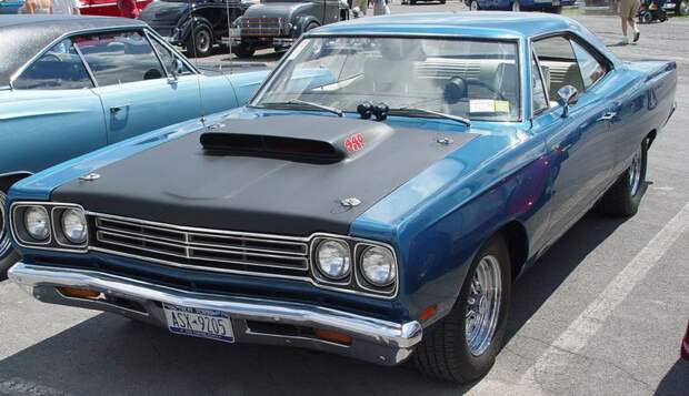 1969 Plymouth Roadrunner - 440 Six-Pack  раодраннер как бы все знают и так, хотяб по нидфоспиду