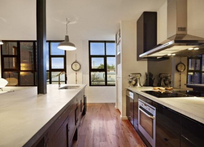 trendhome-warehouse-turned-into-2-lofts-melbourne-01-600x918.jpg