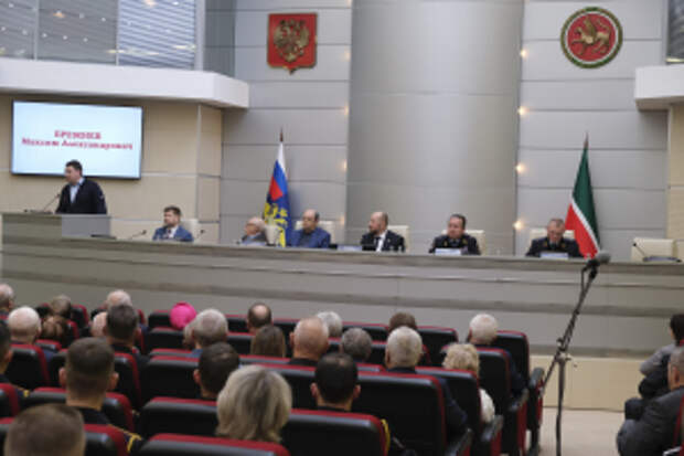 В МВД Татарстана состоялась презентация книги Максима  Брежнева «Министр Ерин и его время»