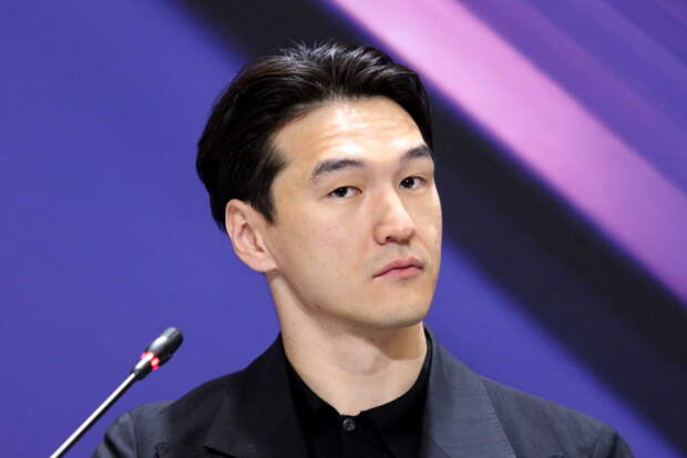 В Госдуме дали совет изгнанному из России комику Сабурову