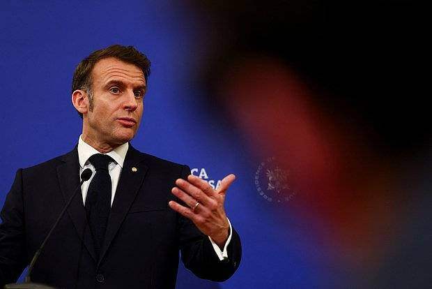 Во Франции Макрона призвали забыть про Украину и Гренландию