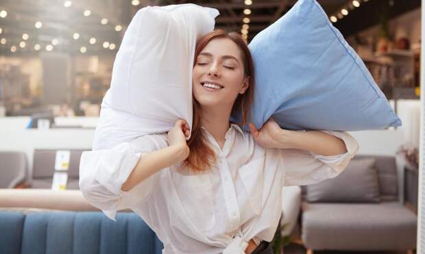 Ни пуха, ни пера, но много пыли и клещей: Роскачество проверило подушки — результаты удручают