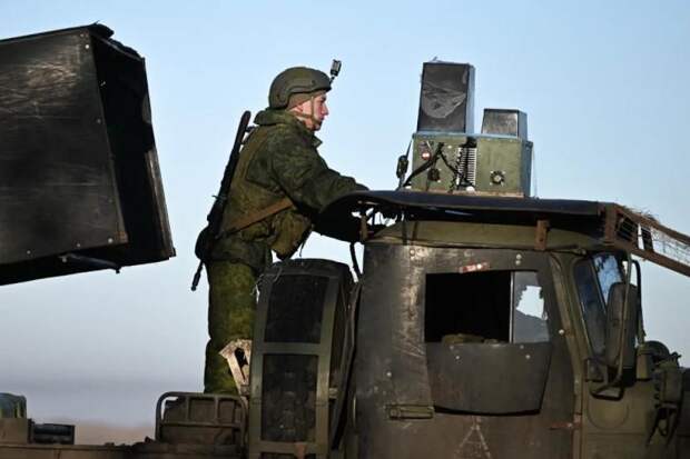 Хаос на улицах города. Киев в ужасе: русские штурмуют главную крепость ВСУ