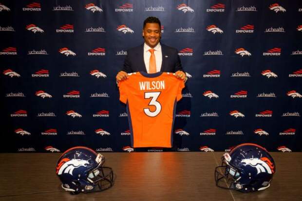 russell-wilsons-former-teammate-bold-prediction-denver-broncos